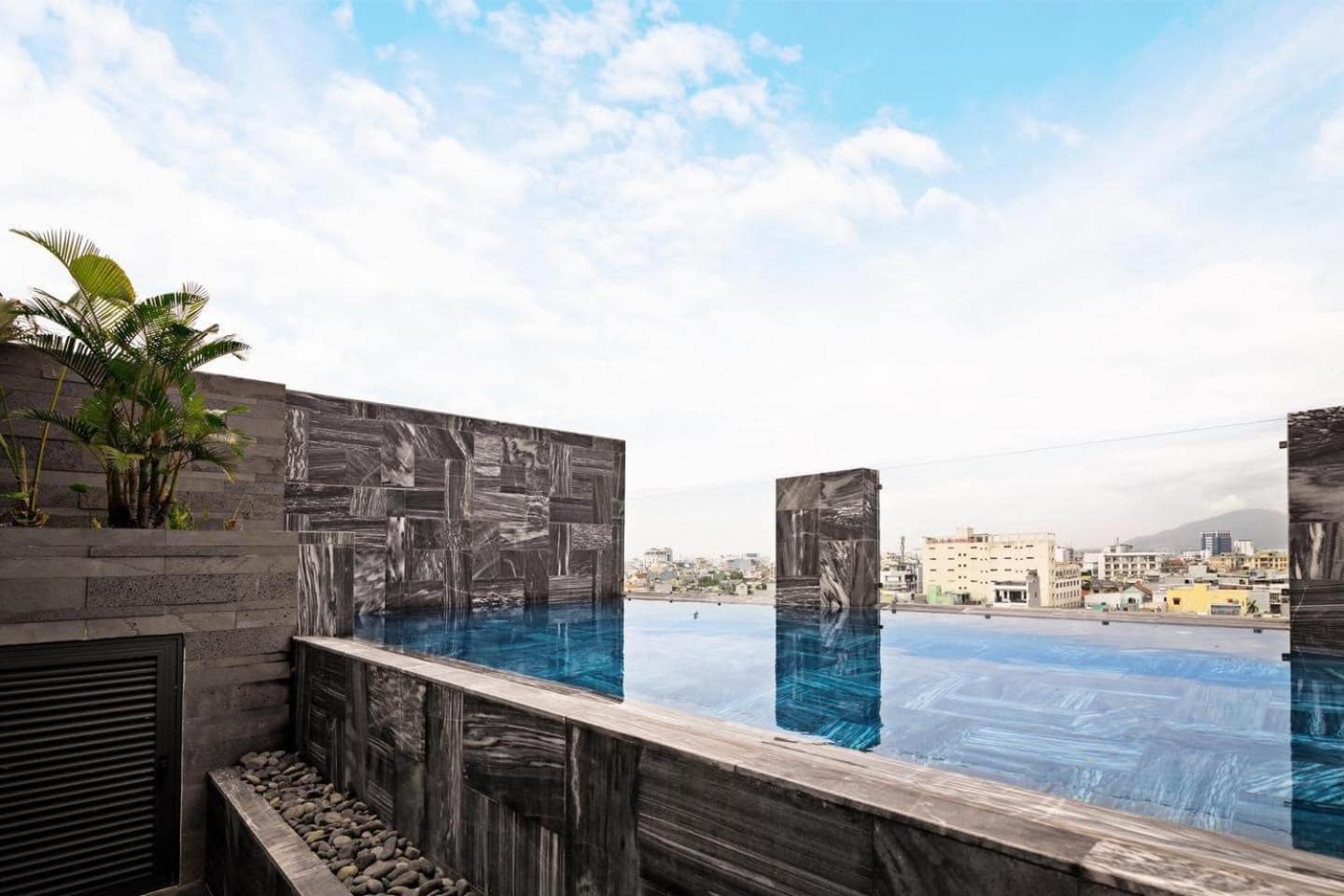 Hoang Thinh Hotel & Apartment Danang מראה חיצוני תמונה